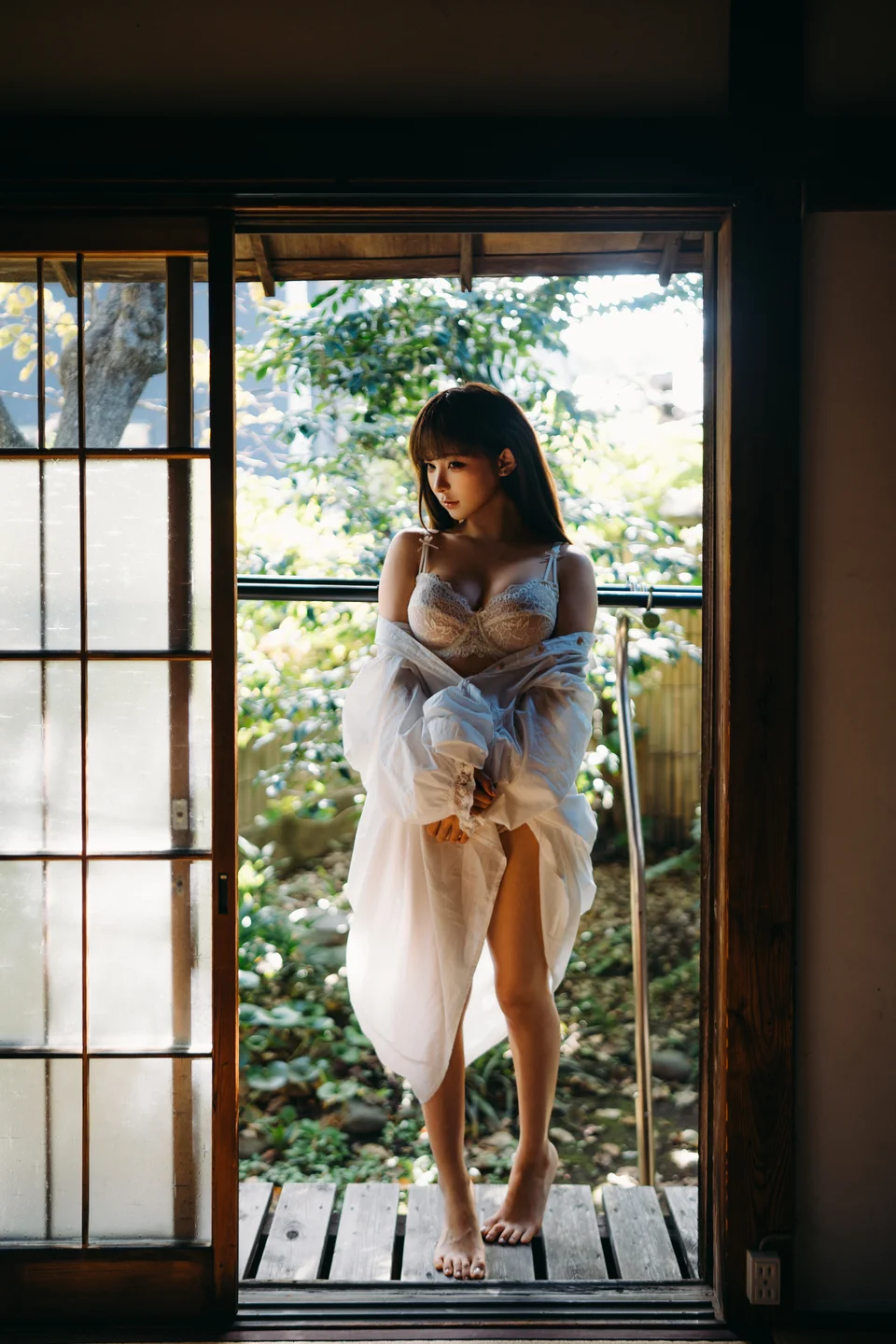 蠢沫沫 - 阳 [31P-302MB] tg@simisebaisi 【丝足阁】027.webp